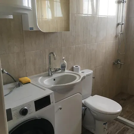 Apartman апартамент 170 кв.м за 6-ма, село ягодово, пловдивско *